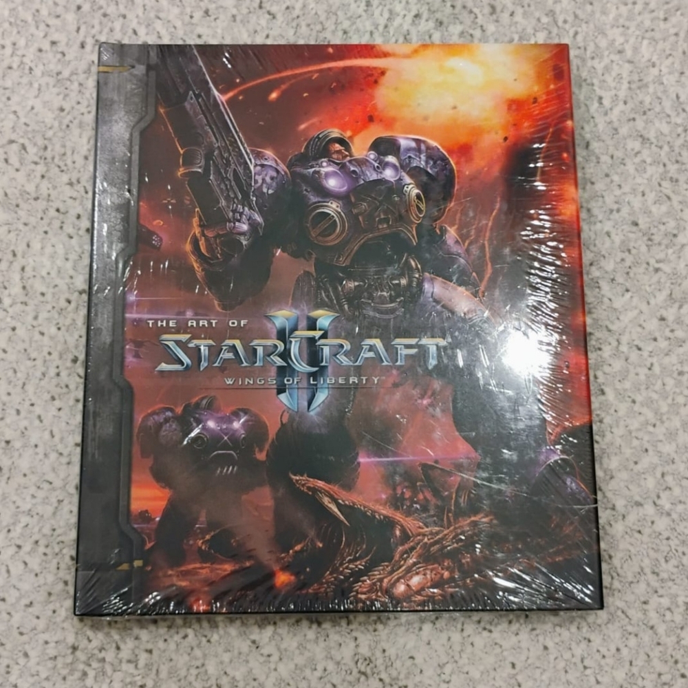 The Art of Starcraft II: Wings of Liberty Video Game Art Book NEW Sealed